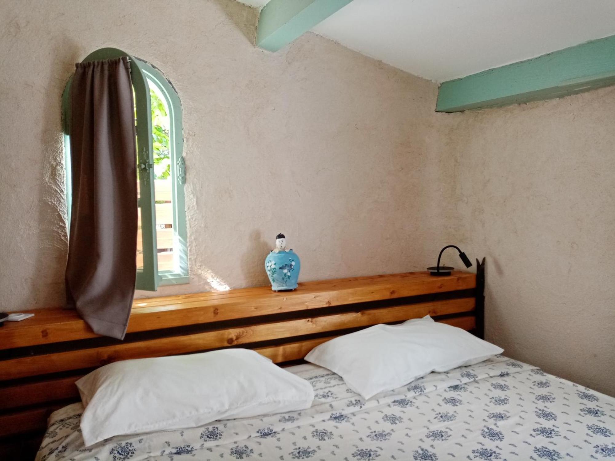 Bed and Breakfast L'Atelier Saint-Maximin  Pokoj fotografie